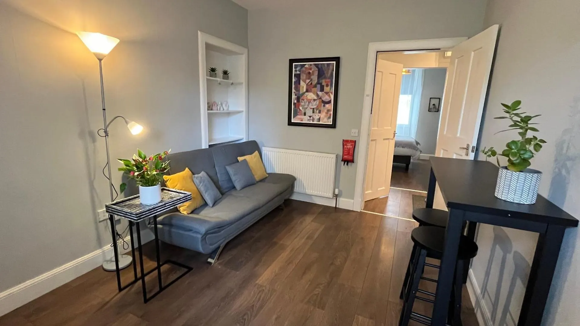 אדינבורו Comfortable One-Bedroom Apartment Free Parking Space בריטניה